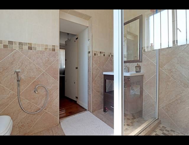 4 BEDROOM HOUSE FOR SALE IN KENSINGTON